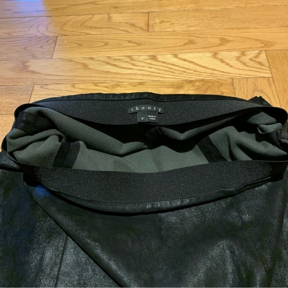 Theory lamb leather skirts midi size  2 - Picture 2 of 8